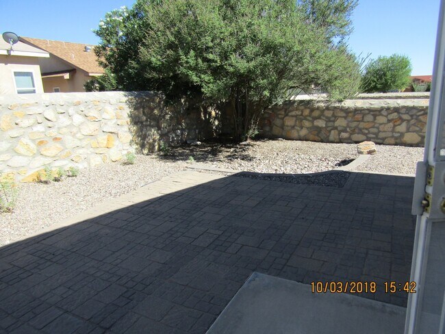 Building Photo - 5249 Cats Eye Rd