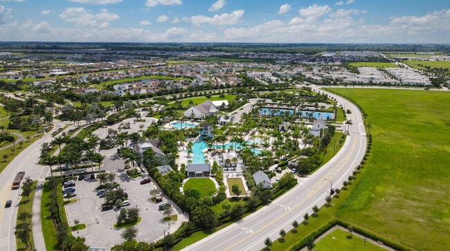 Building Photo - 16210 Sandy Shore Dr