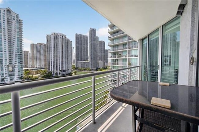 Building Photo - 335 S Biscayne Blvd