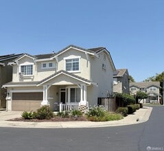 Building Photo - 923 Ferro Dr