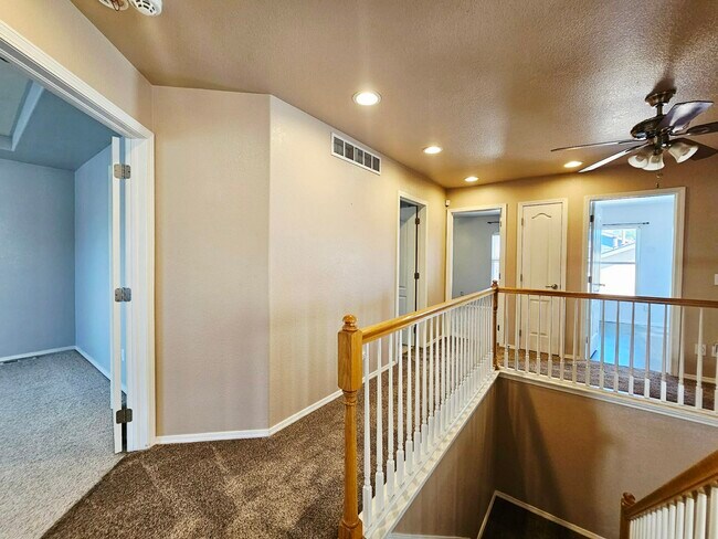 Building Photo - 6834 Cool Spring Way