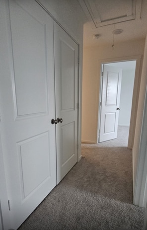 Laundry+ rooms hallway - 259 Ottawa Way