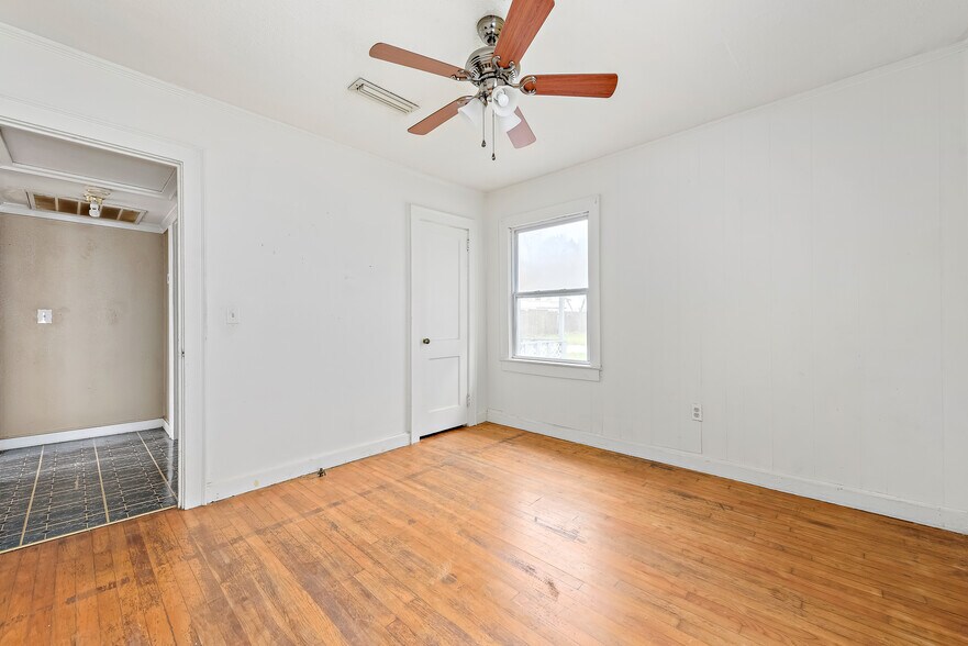 Building Photo - 223 Fair Ave