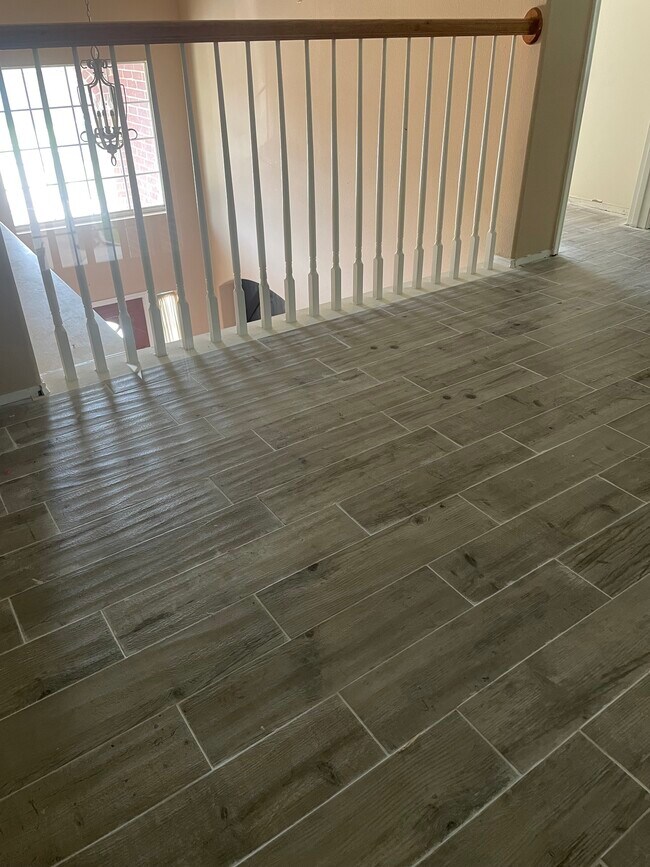 Building Photo - 8007 Blackcherry Ln