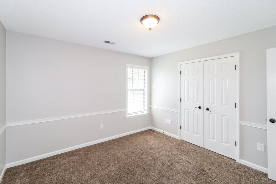 Building Photo - 4365 Barrymor Dr