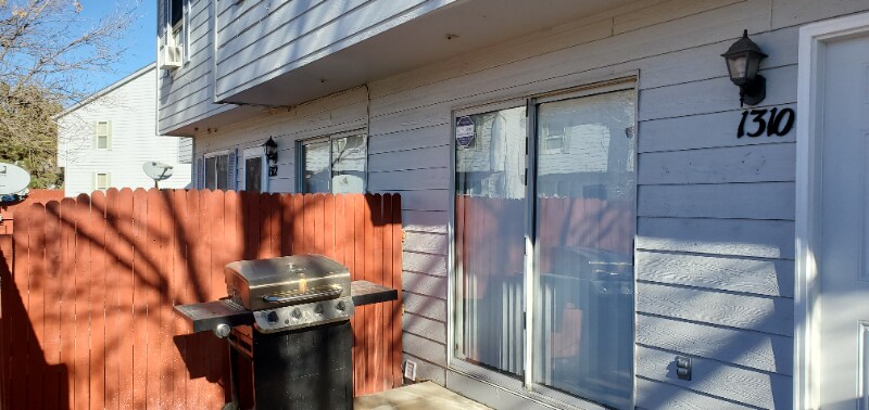 Building Photo - 1310 Firefly Cir