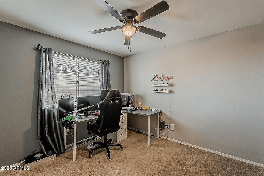 Building Photo - 8721 S 253rd Dr