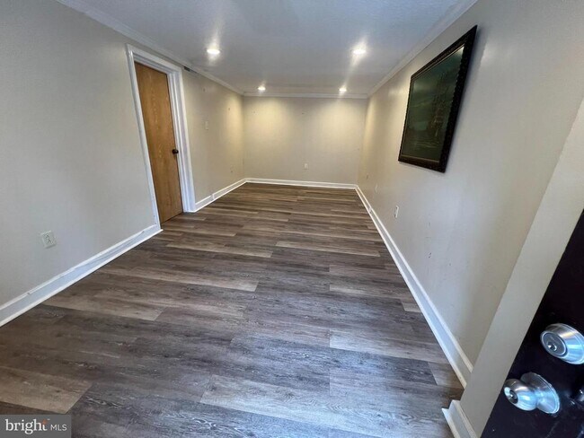Building Photo - 7329 Merganser Pl