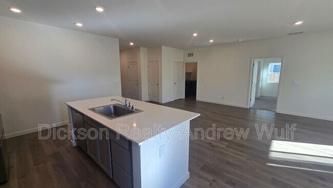 Building Photo - 7571 Grassy Plns Dr