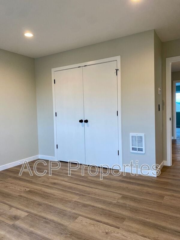 Building Photo - 110 Baker St