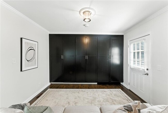 Building Photo - 1411 Mercer Ave