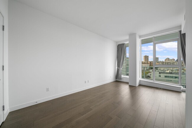 Building Photo - 800 Ave at Port Imperial Blvd