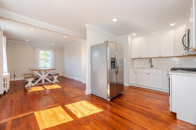 Building Photo - 162 W Windsor Pkwy