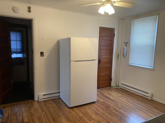 Building Photo - 1504 Union St