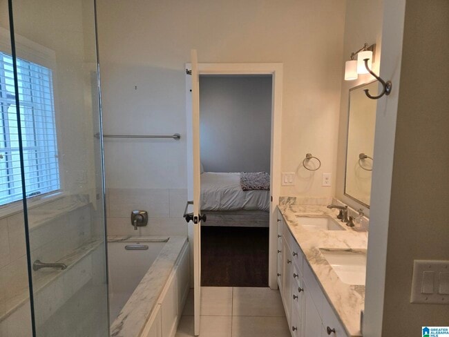 Building Photo - 3723 5th Ave S