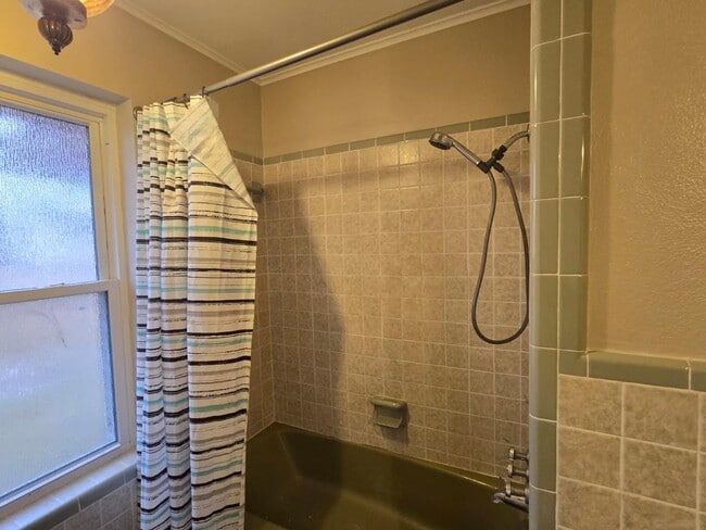 Building Photo - 7210 Headlee Rd