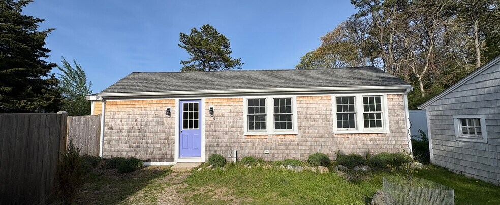 Building Photo - 112 Telegraph Road
