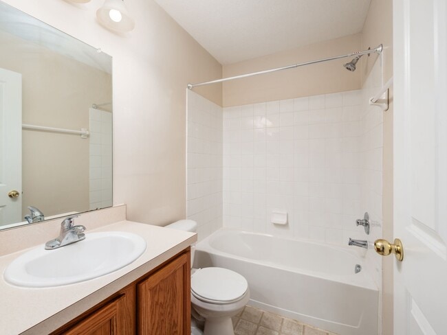 Building Photo - 53 Traditions Way