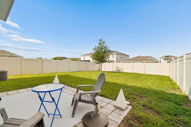 Building Photo - 17053 Oval Rum Dr