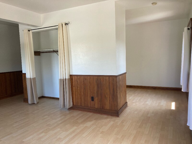 Building Photo - 743 Buchon St