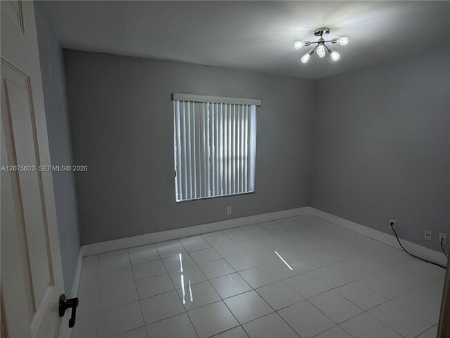 Building Photo - 1646 SW 148th Terrace
