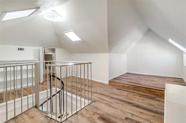 Building Photo - 4521 Mockingbird Ln