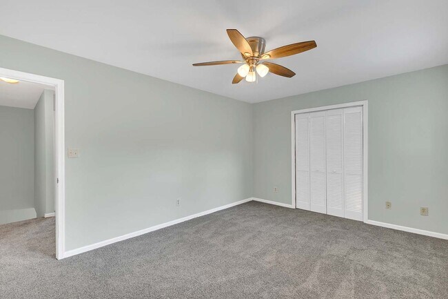 Building Photo - 119 Barfleur Pl