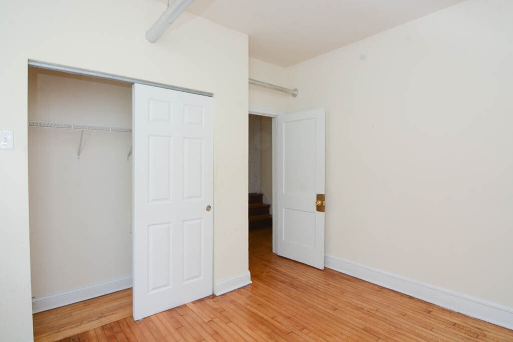 Building Photo - 2338 N Spaulding Ave