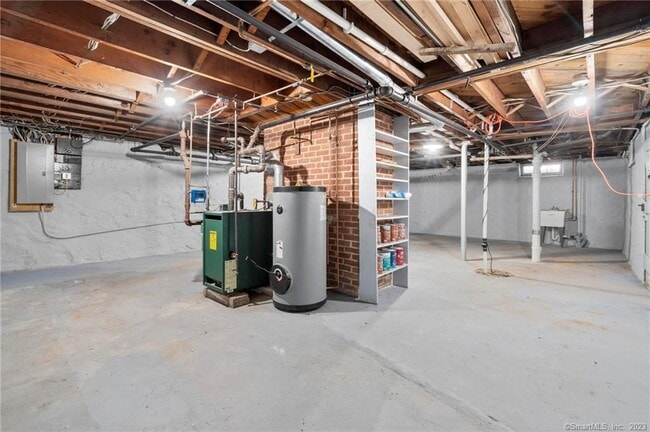 Building Photo - 87 Sylvan Rd