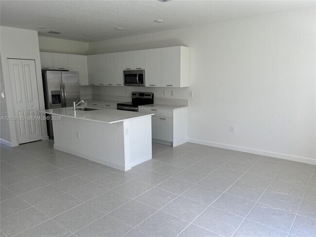 Building Photo - 2340 NW 130th Ter