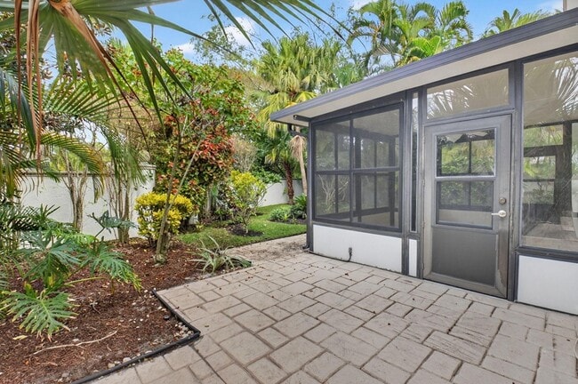 Building Photo - 5537 NW 21st Way