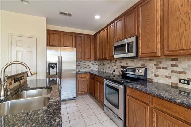 Building Photo - 3501 Jackson Dr