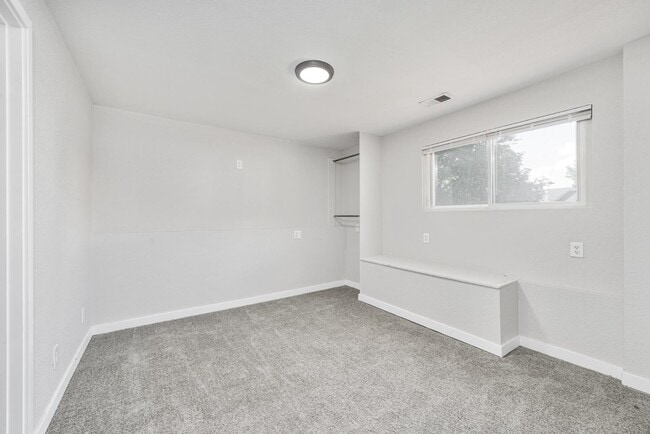 Building Photo - 18912 E Kansas Dr