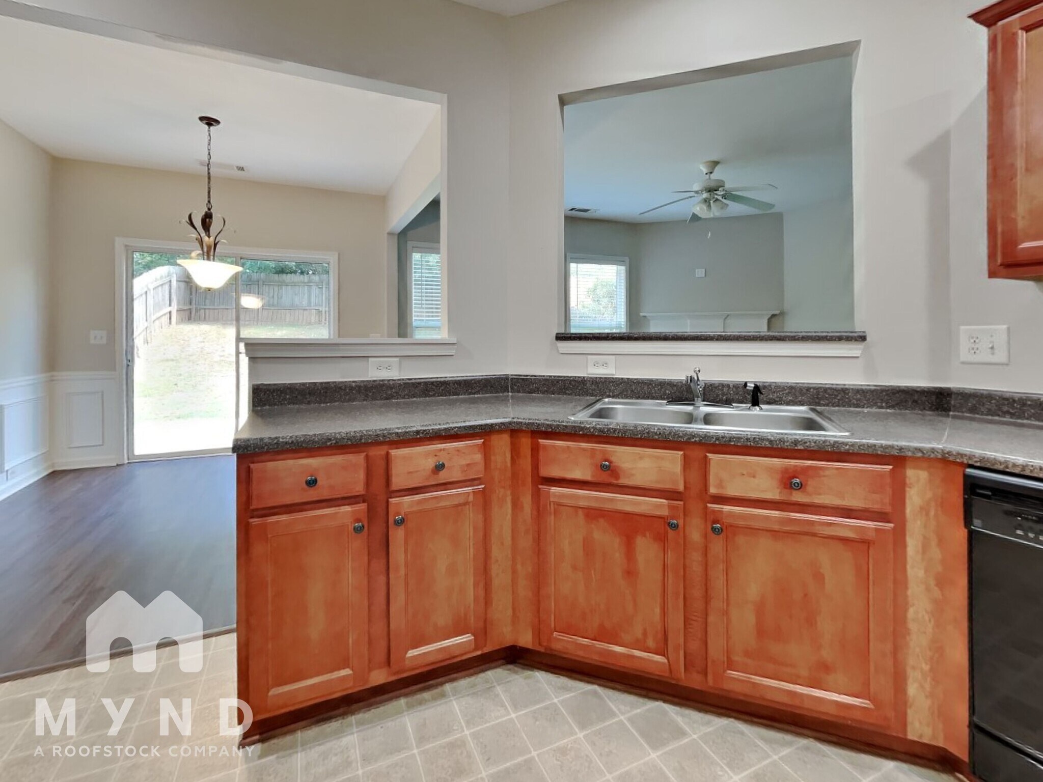 Building Photo - 5825 Sterling Ct