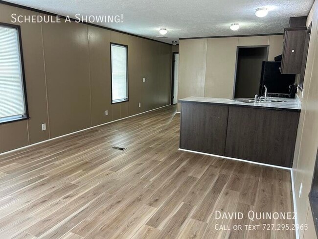 Building Photo - 5715 Alta Vista Ct