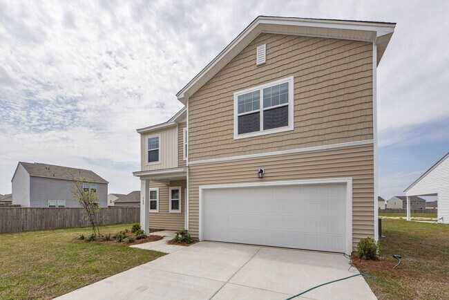 Building Photo - 543 Polaris Wy
