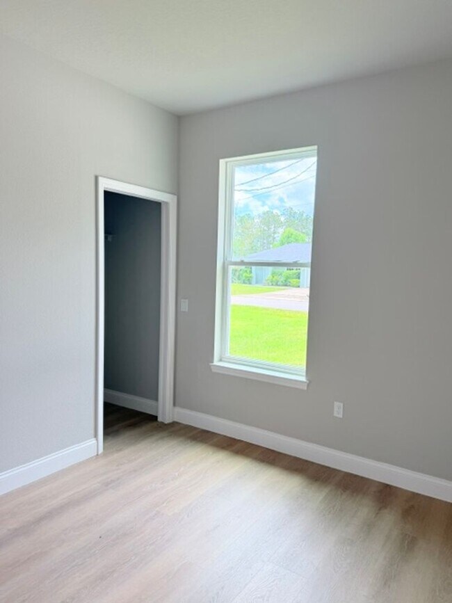 Building Photo - 29 Slumber Path