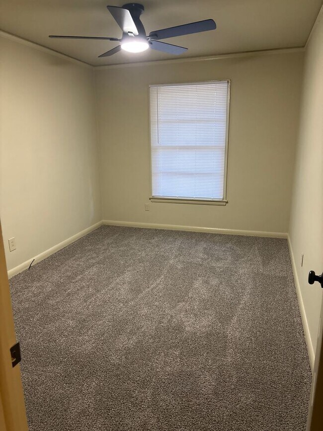 Building Photo - Seeing is believing!