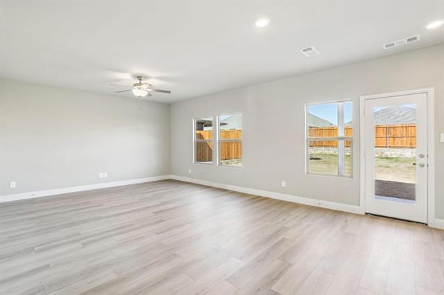 Building Photo - 2211 Gustavus Dr