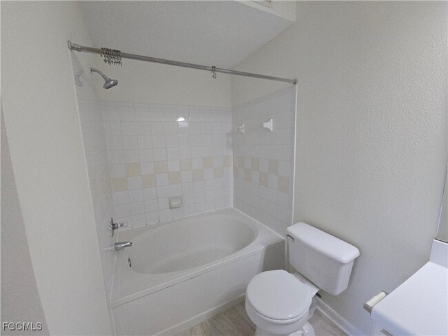 Building Photo - 11500 Villa Grand