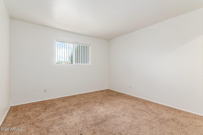 Building Photo - 3312 S Ventura Dr