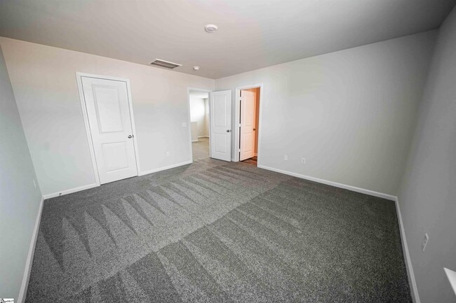 Building Photo - 112 Myers Ln