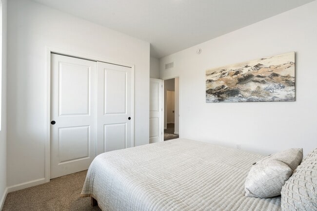 Building Photo - 20929 Woods Edge Ct