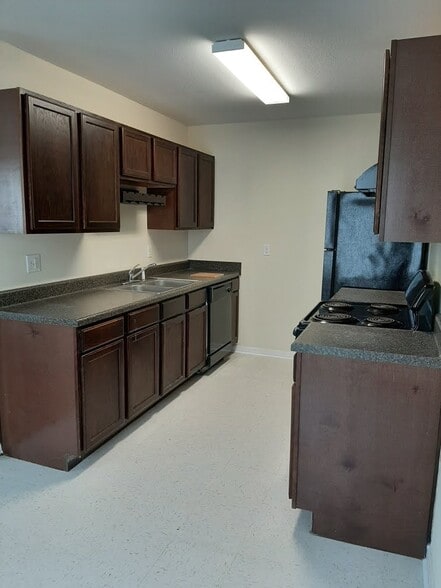 Building Photo - 4900 Pecan St