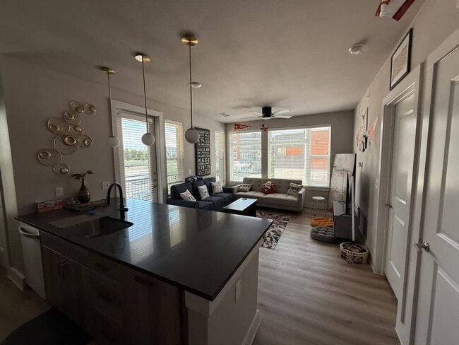 Building Photo - 12208 Tech Ridge Blvd