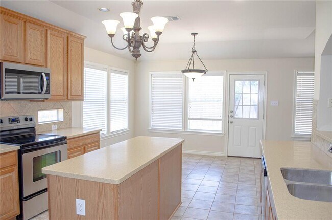 Building Photo - 120 Fred Couples Dr