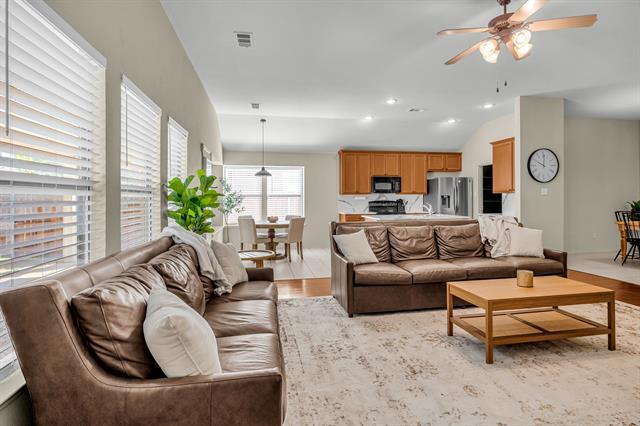 Building Photo - 12109 Ridge Tree Rd