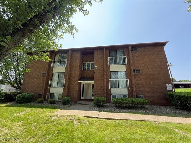 Primary Photo - 6316 Tippecanoe Rd