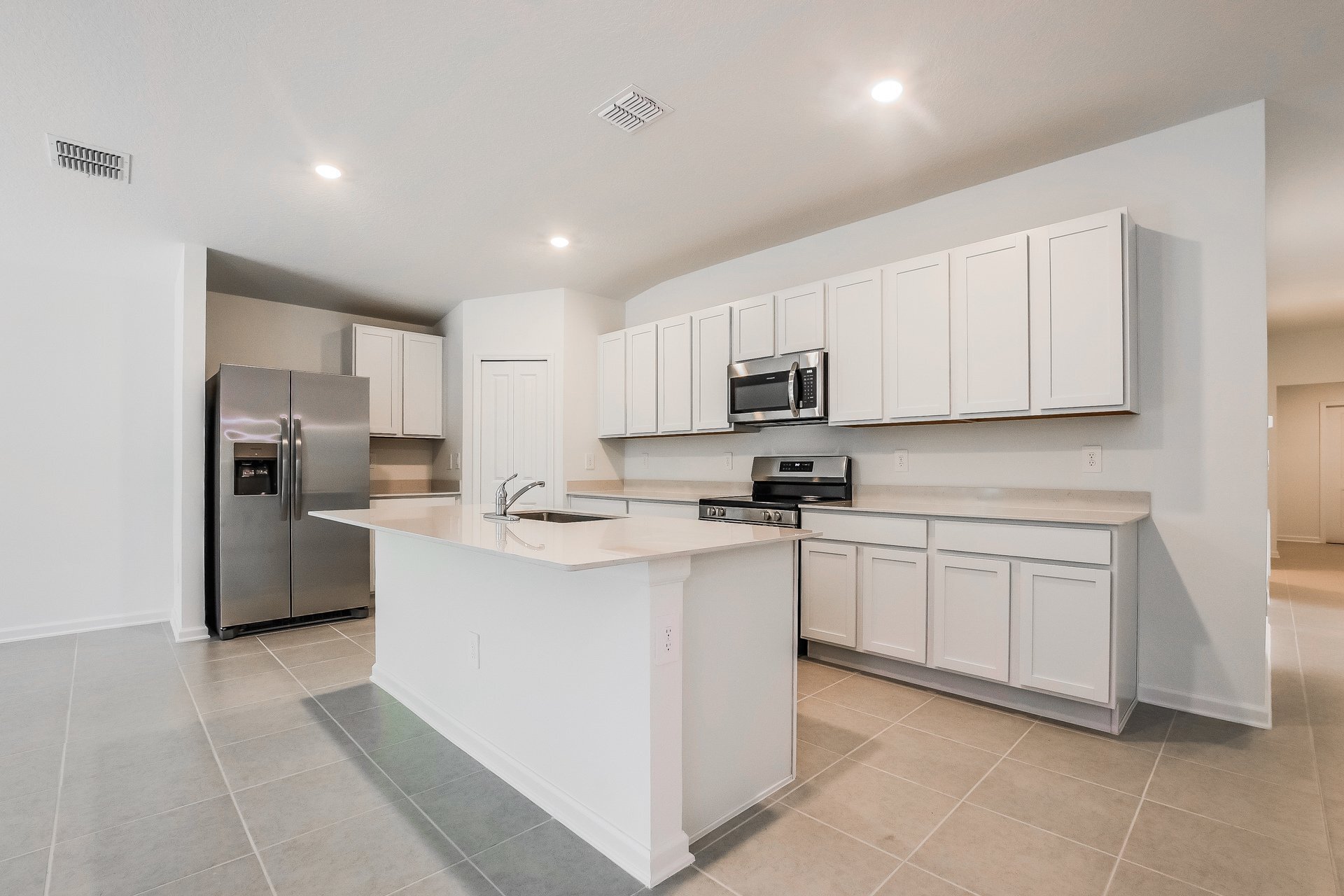 Building Photo - 1319 Blue Ash Ln