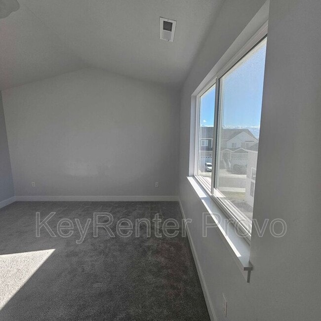 Building Photo - 1297 Dawes Wy